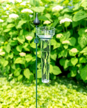 Praktischer Regenmesser